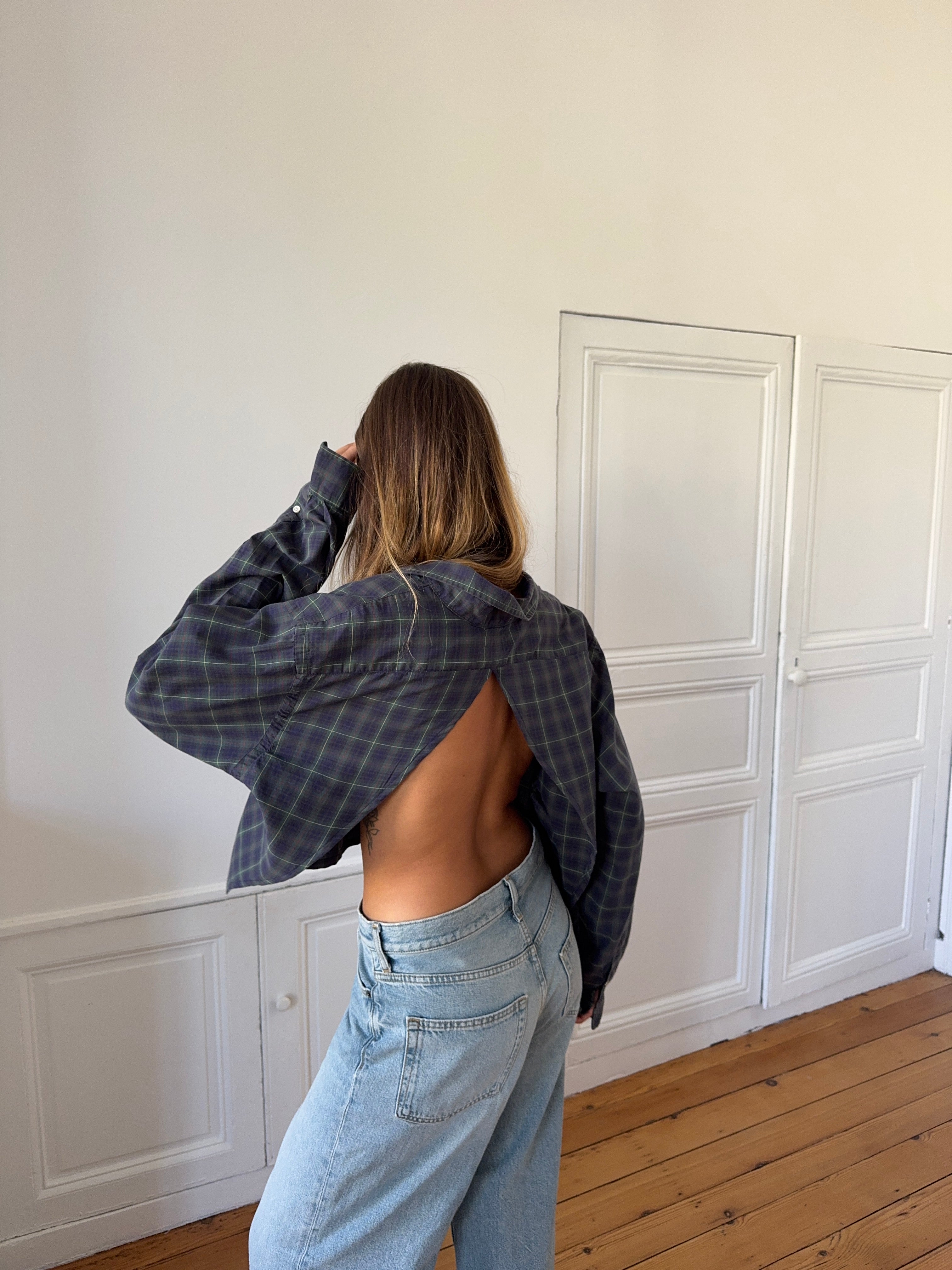 Chemise upcyclée dos nu à carreaux - S/M