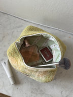 Trousse upcyclée laine vert clair vintage - petite