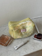 Trousse upcyclée laine vert clair vintage - petite