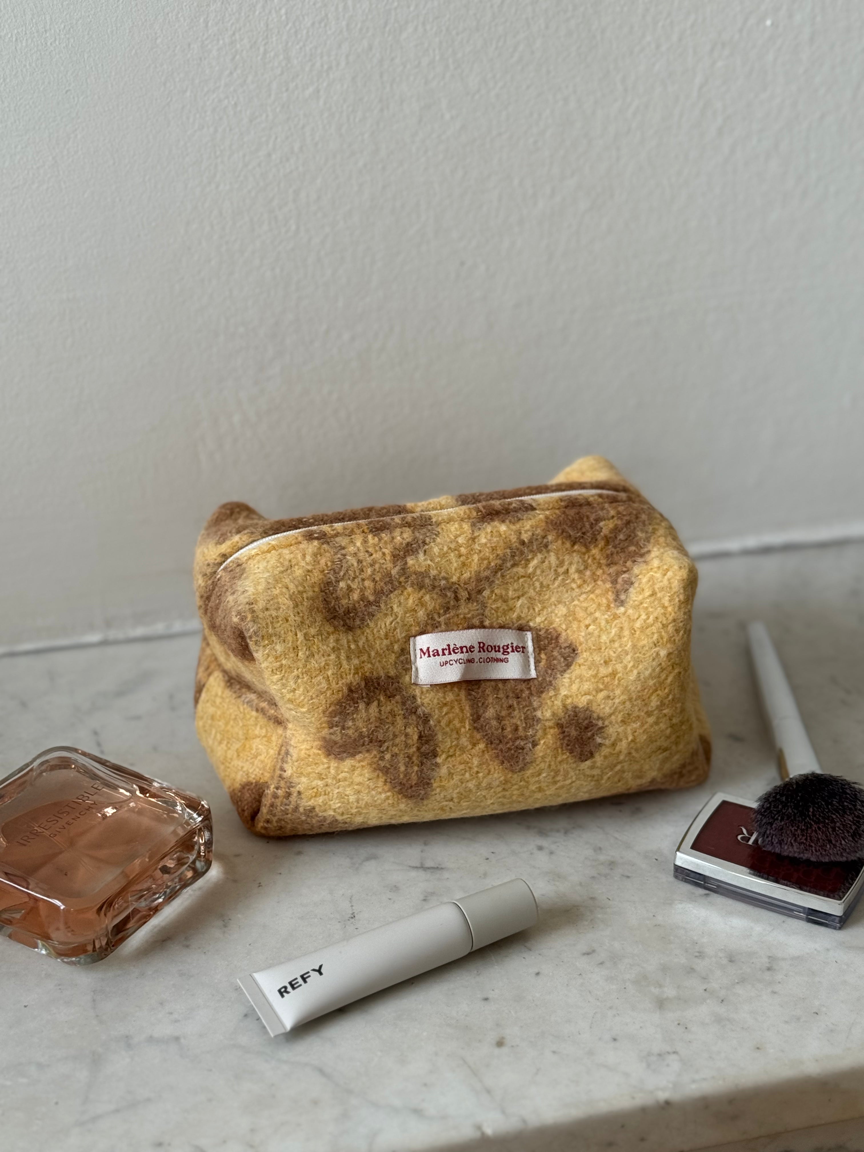 Trousse upcyclée laine à motifs vintage - petite