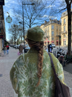 Chapeau upcyclé laine verte à motifs vintage