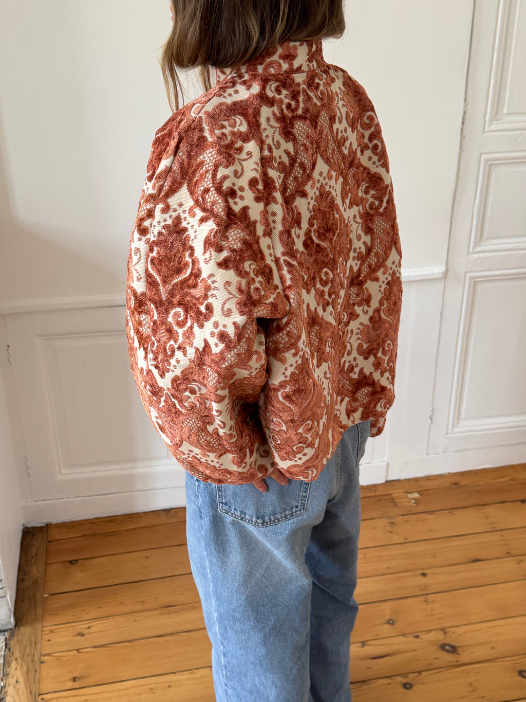 Veste upcyclée à motifs - T2