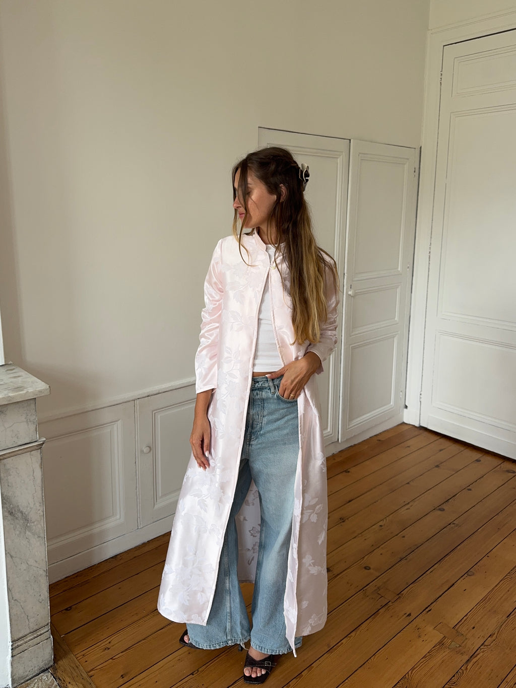 Veste longue upcyclée satinée rose clair - S