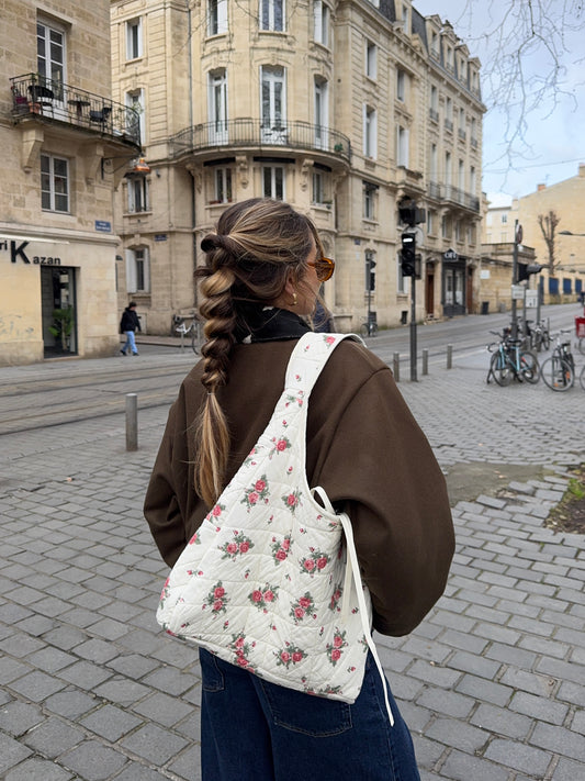 Sac upcyclé matelassé blanc/écru à fleurs