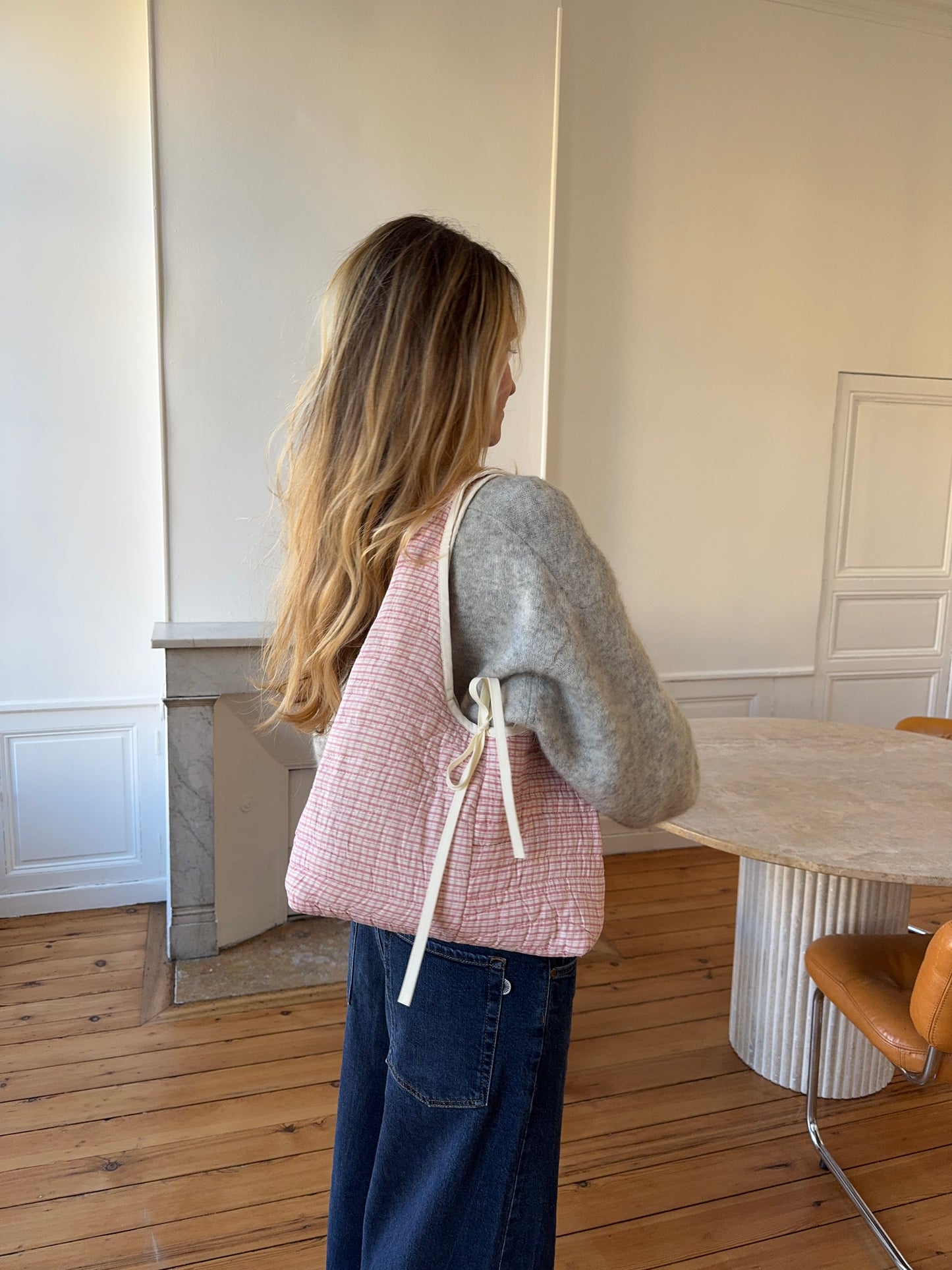 Sac upcyclé matelassé à carreaux roses