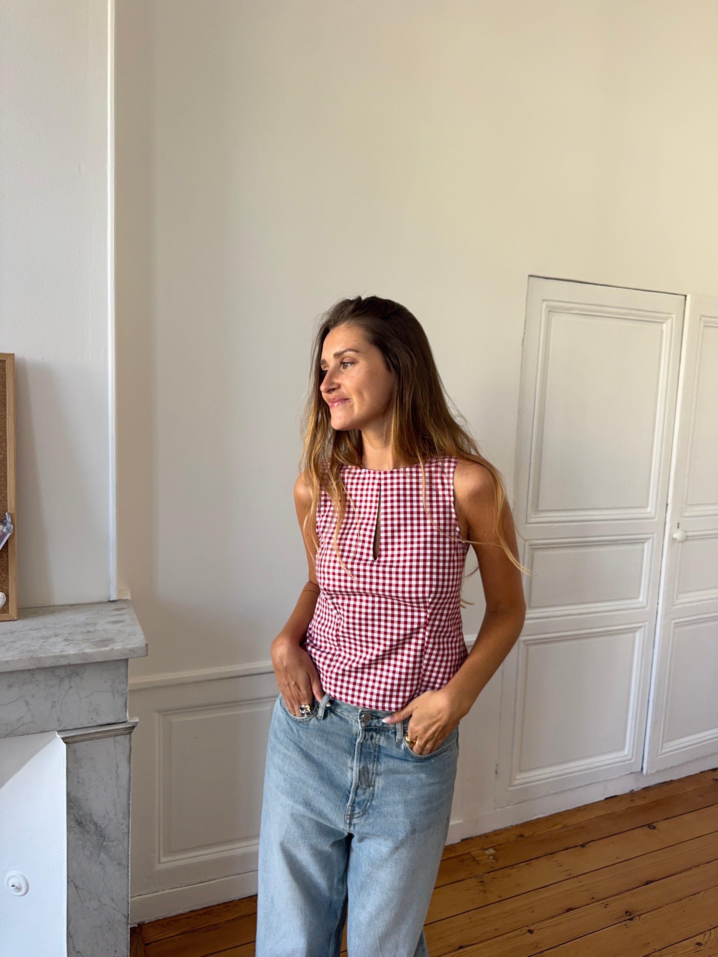 Top dos nu vichy rouge