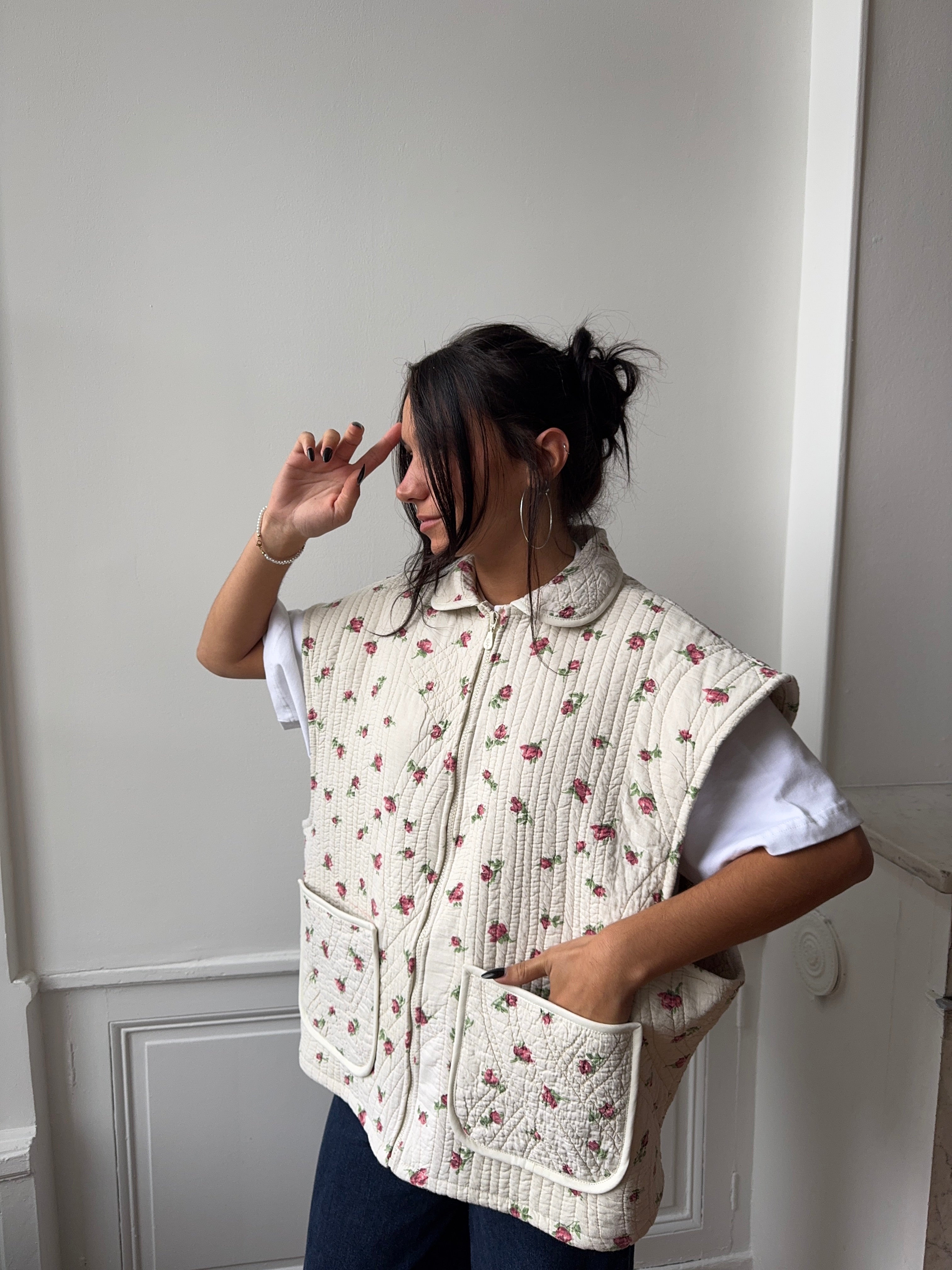 Veste sans manches upcyclée matelassée fleurie