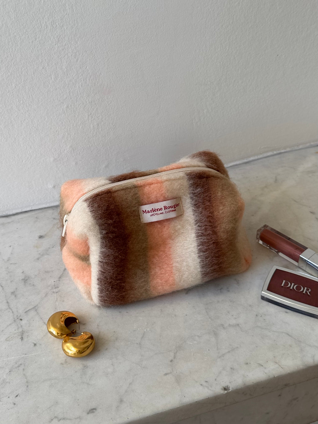 Trousse upcyclée laine à rayures colorées