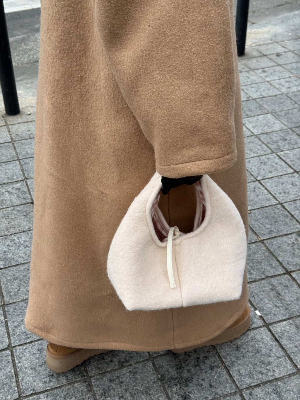 Sac upcyclé laine beige vintage - petit