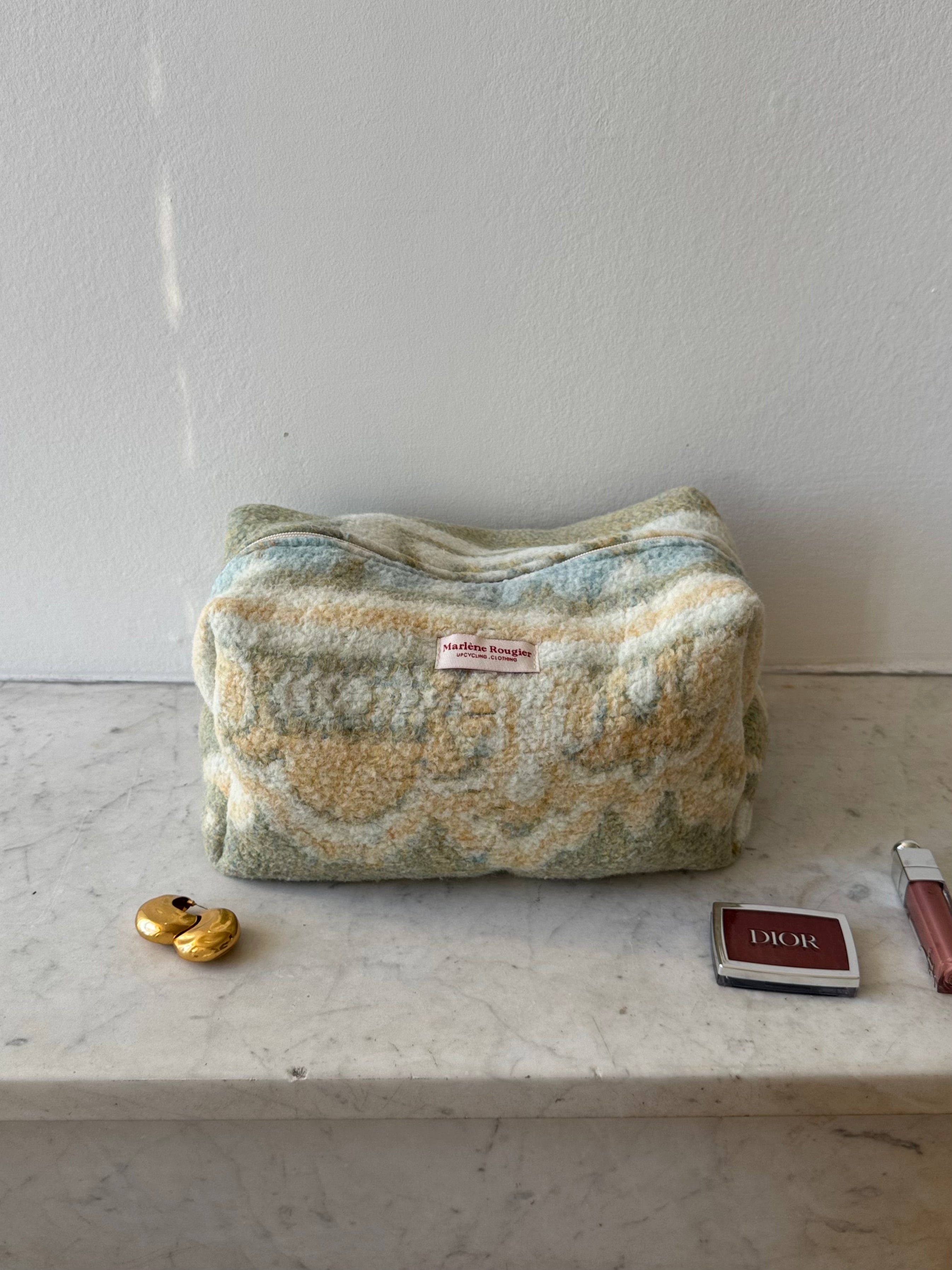 Trousse upcyclée laine vintage