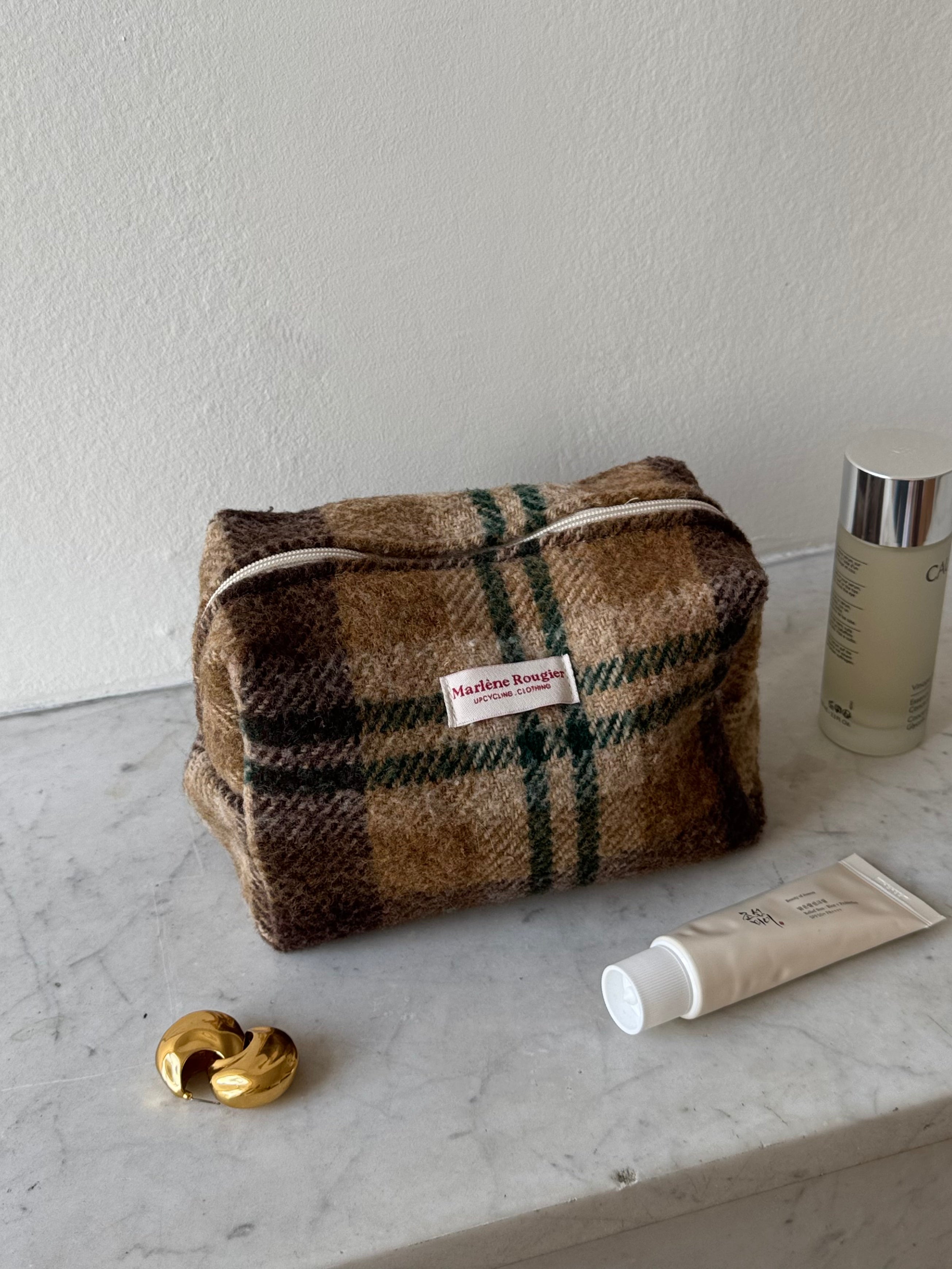 Trousse upcyclée laine à carreaux vintage