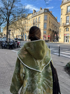 Capuche upcyclée laine verte à motifs vintage