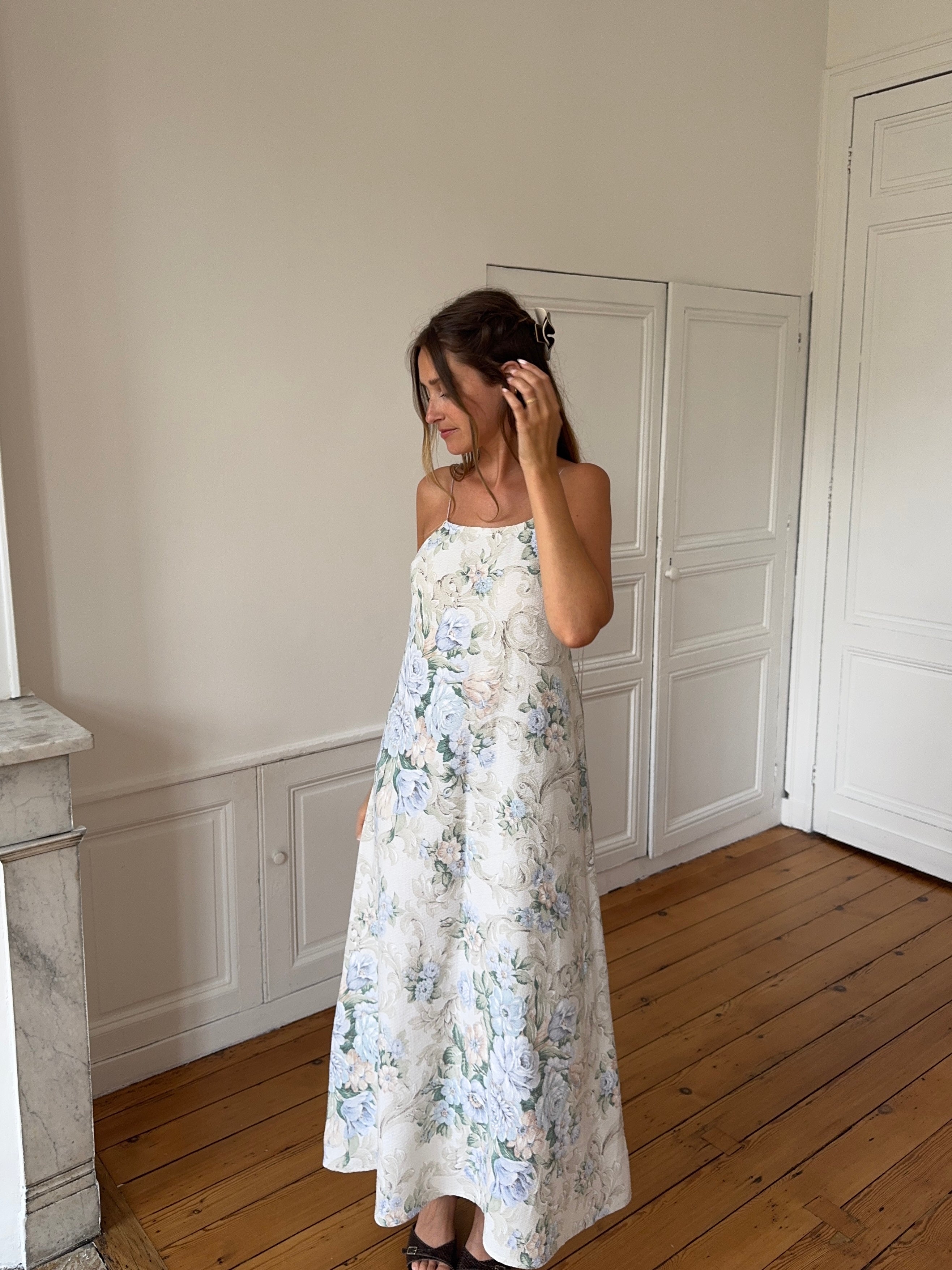 Robe dos nu longue upcyclée à fleurs