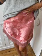 Jupe upcyclée satinée rose et franges
