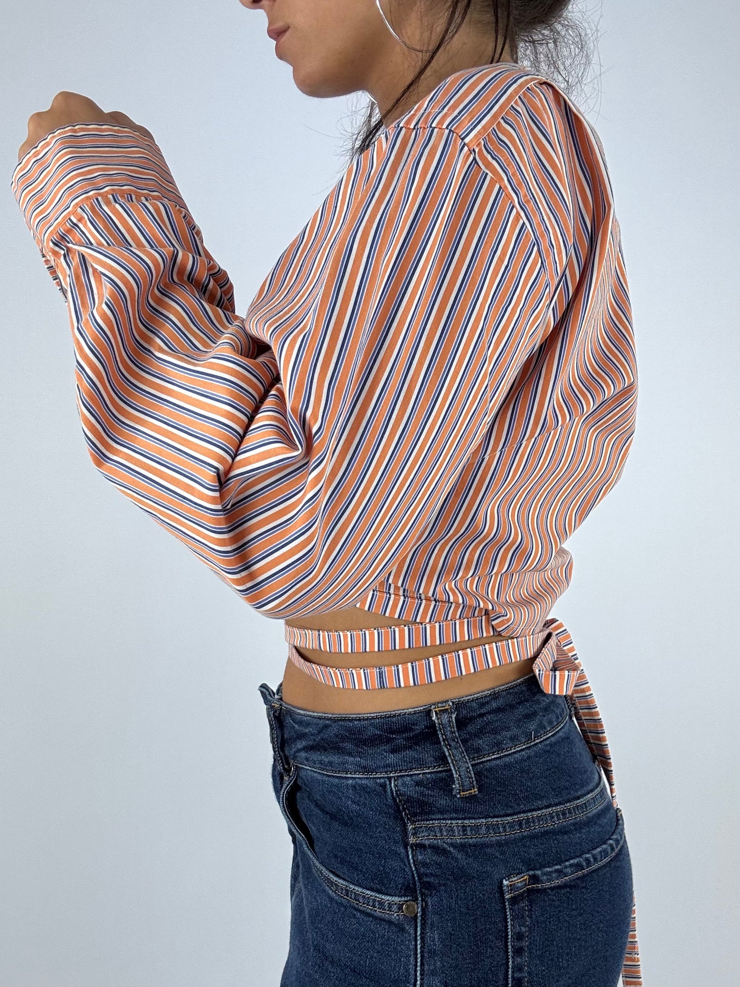 Chemise upcyclée cache-cœur orange à rayures