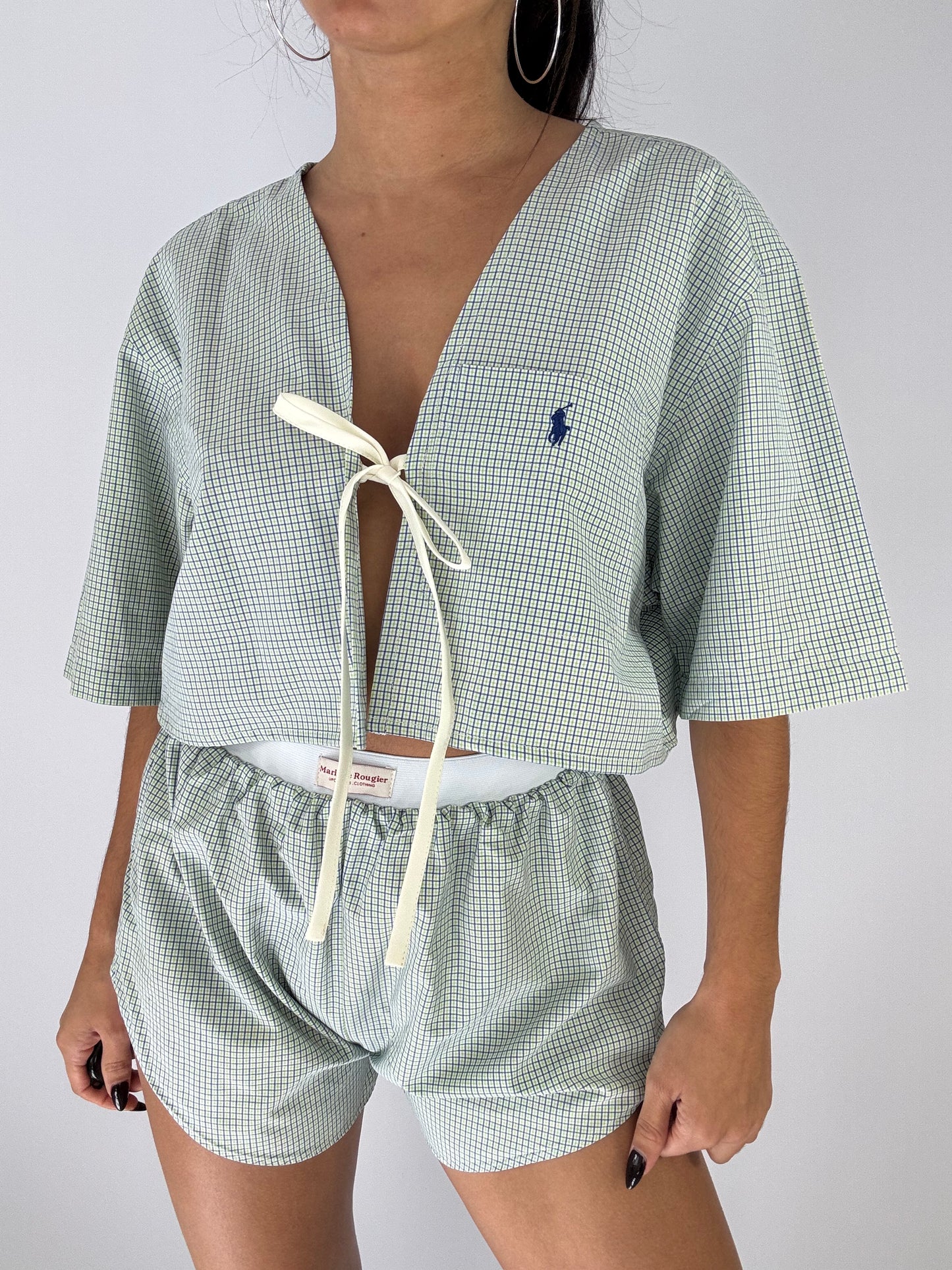 Ensemble upcyclé à carreaux verts et bleus