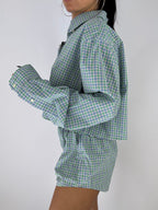 Ensemble upcyclé à carreaux verts et bleus