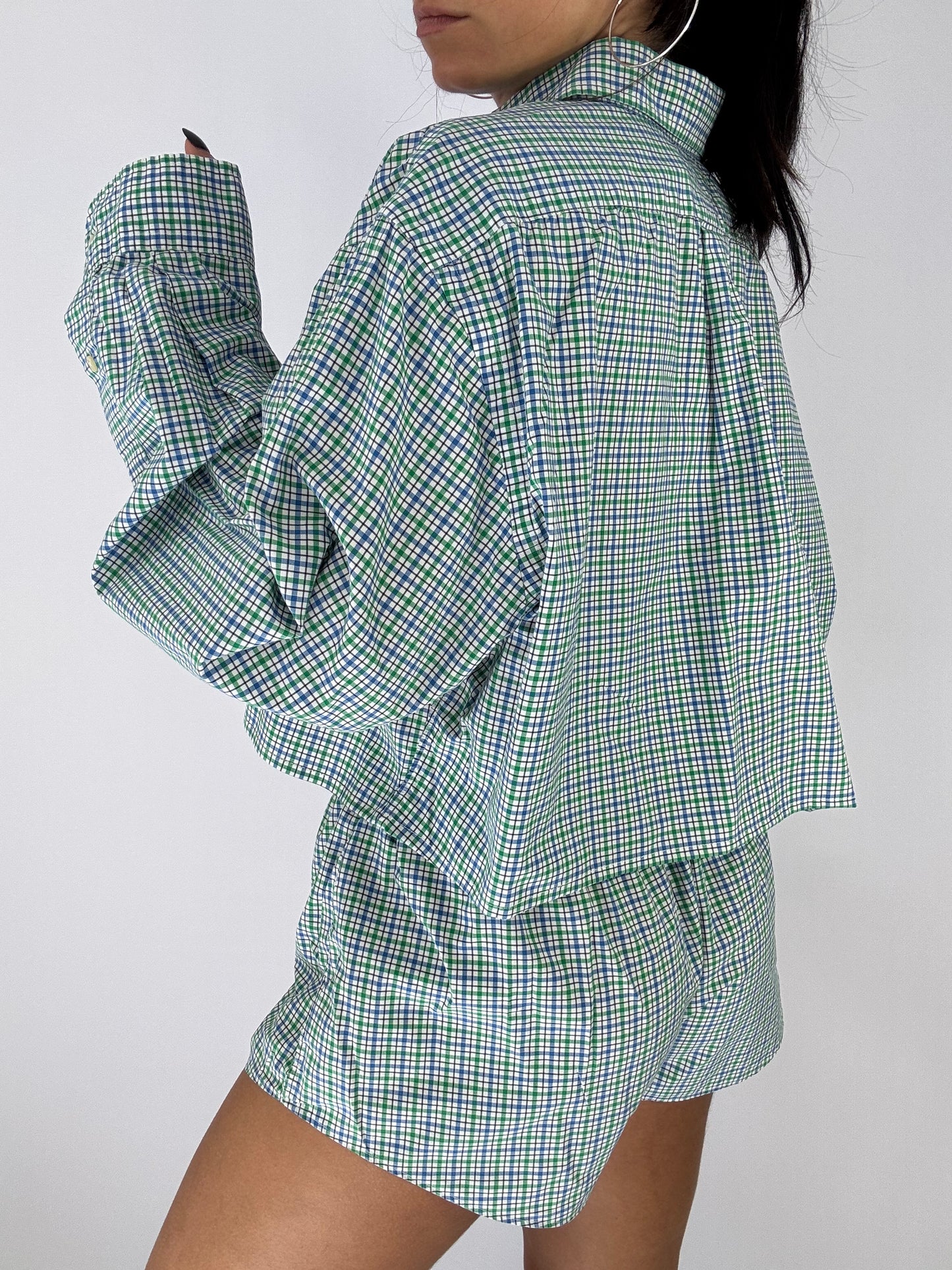 Ensemble upcyclé à carreaux verts et bleus