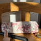 Trousse upcyclée matelassée blanche à fleurs