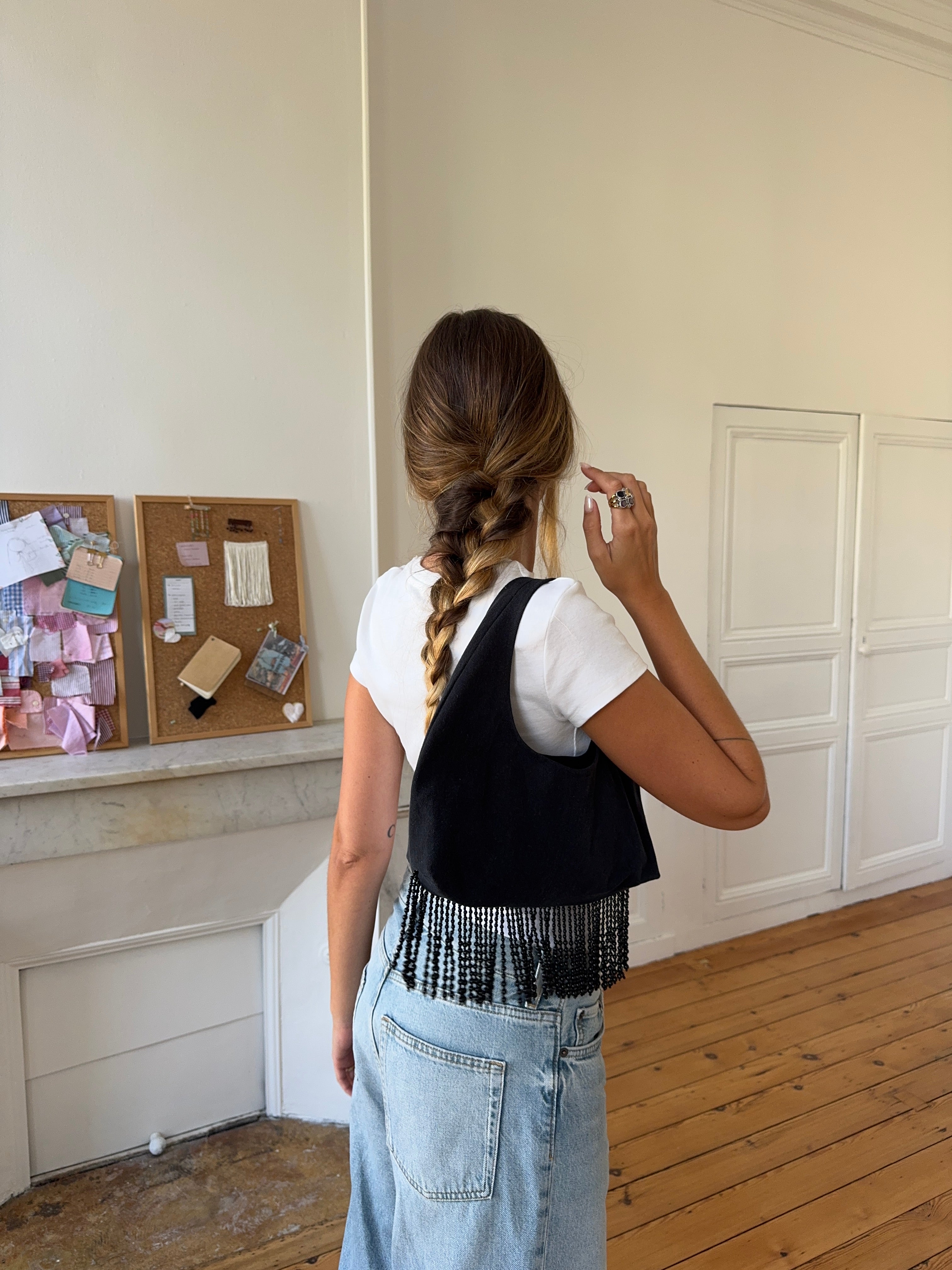 Sac upcyclé denim noir et perles