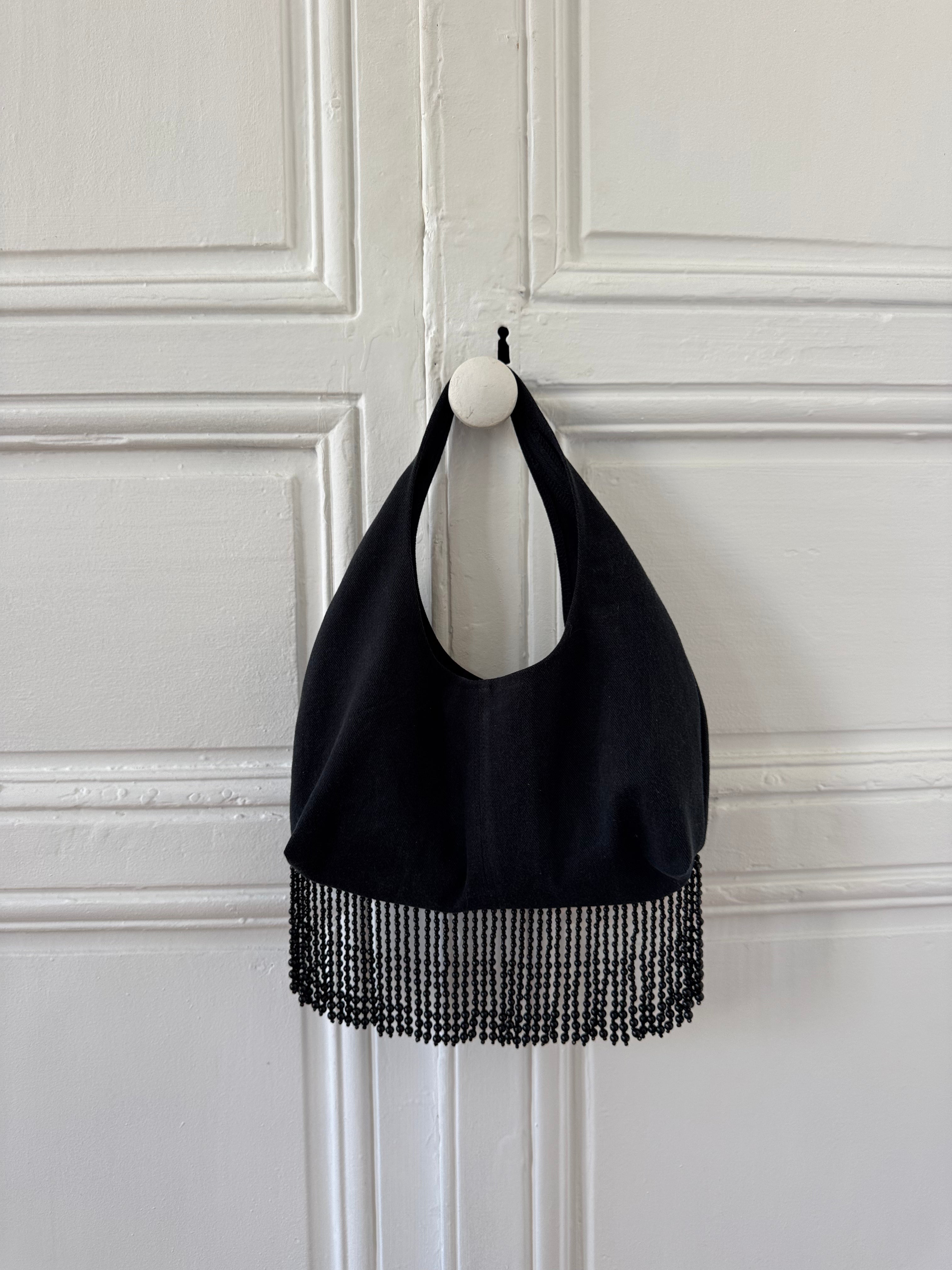 Sac upcyclé denim noir et perles