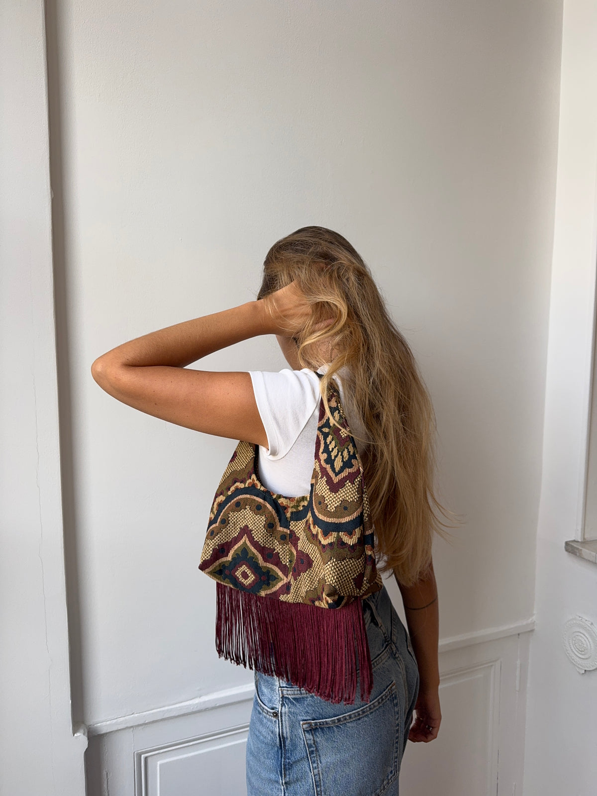 Sac upcyclé à motifs et franges