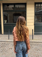 Veste courte upcyclée satinée cuivrée à motifs vintage