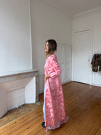 Veste longue upcyclée satinée rose et franges - M/L