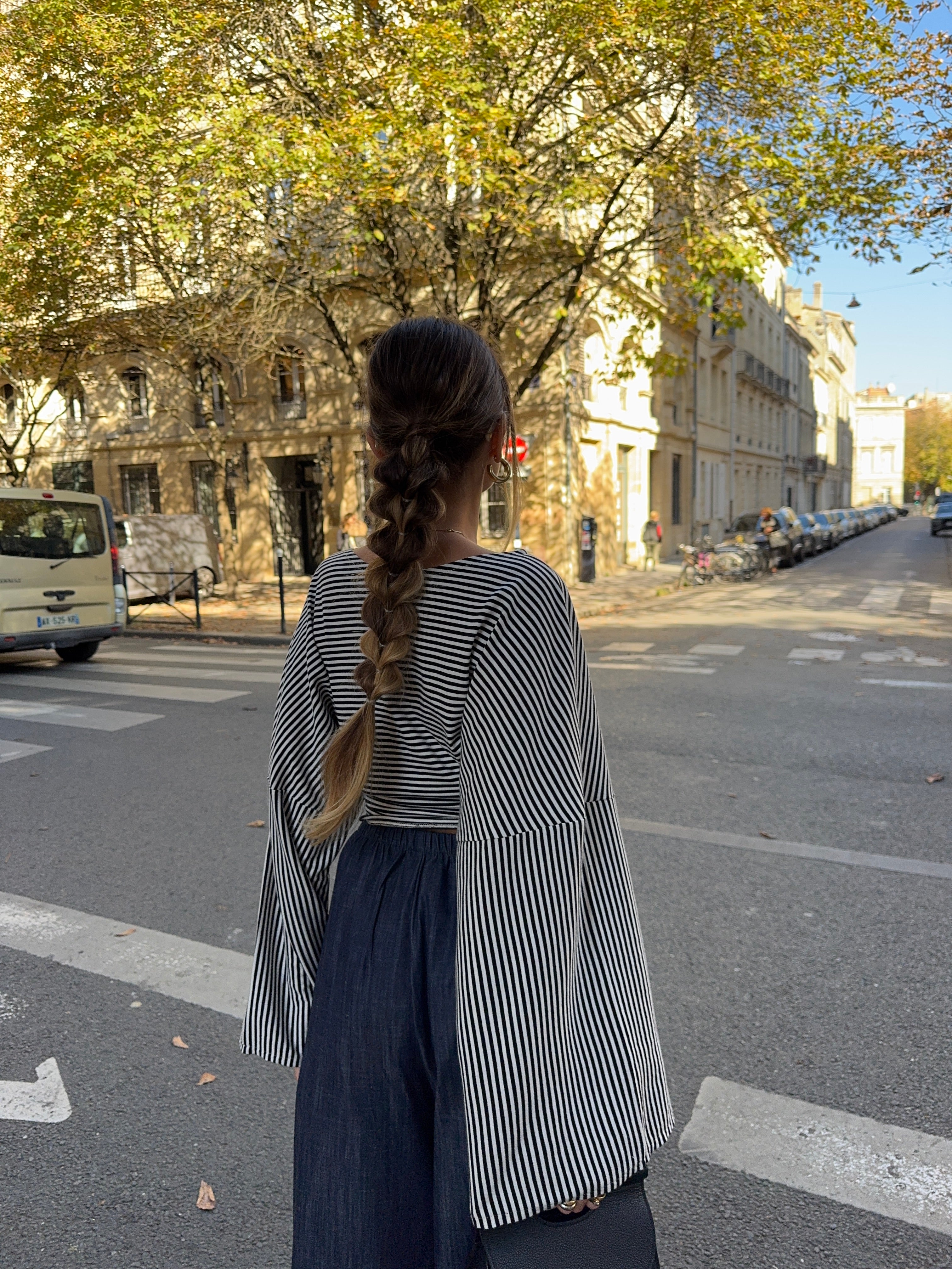 Top jersey à rayures blanches et noires