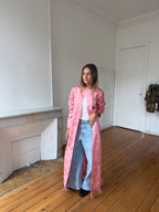 Veste longue upcyclée satinée rose et franges - M/L