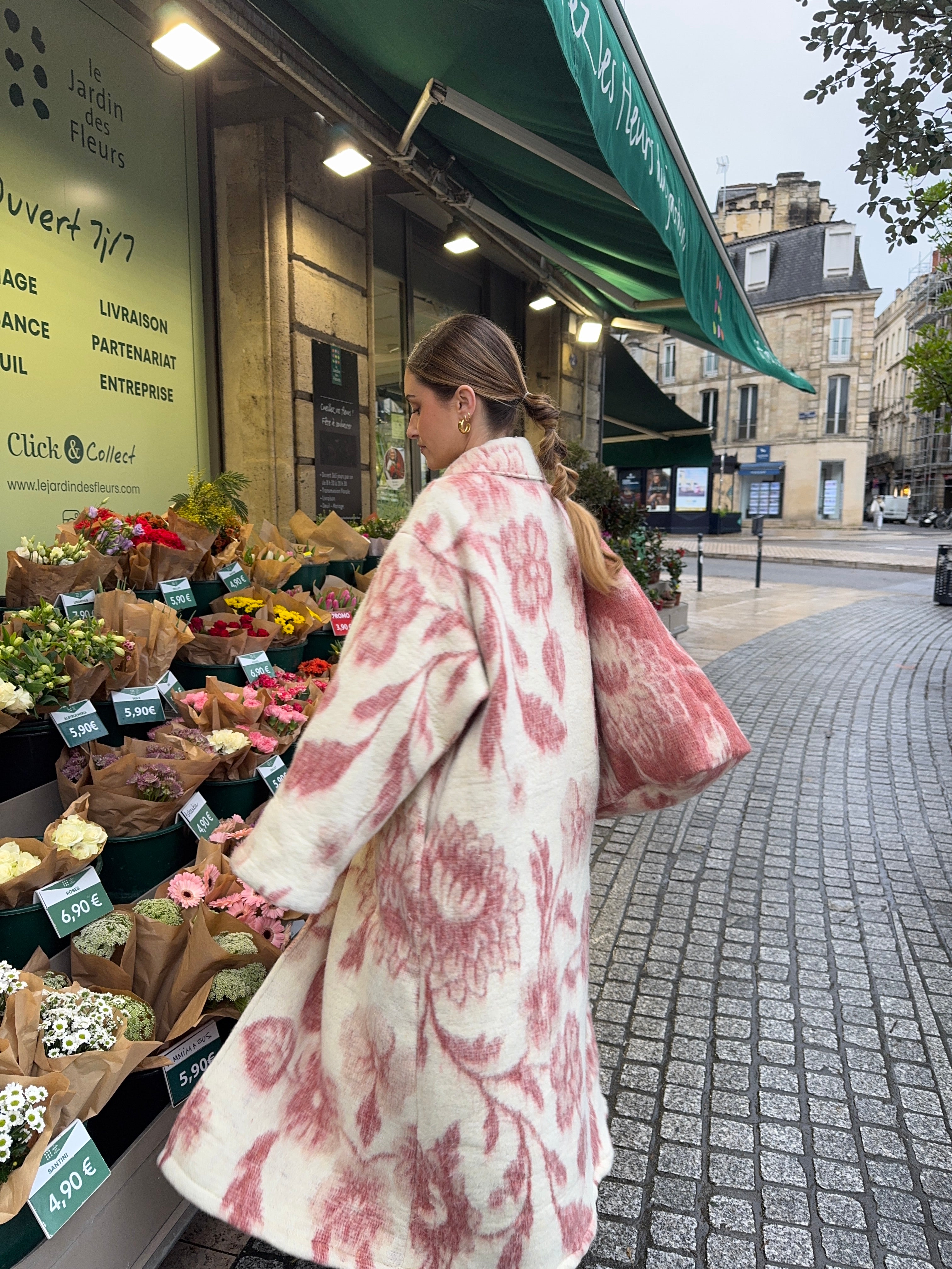 Manteau long upcyclé laine écrue à motifs vintage