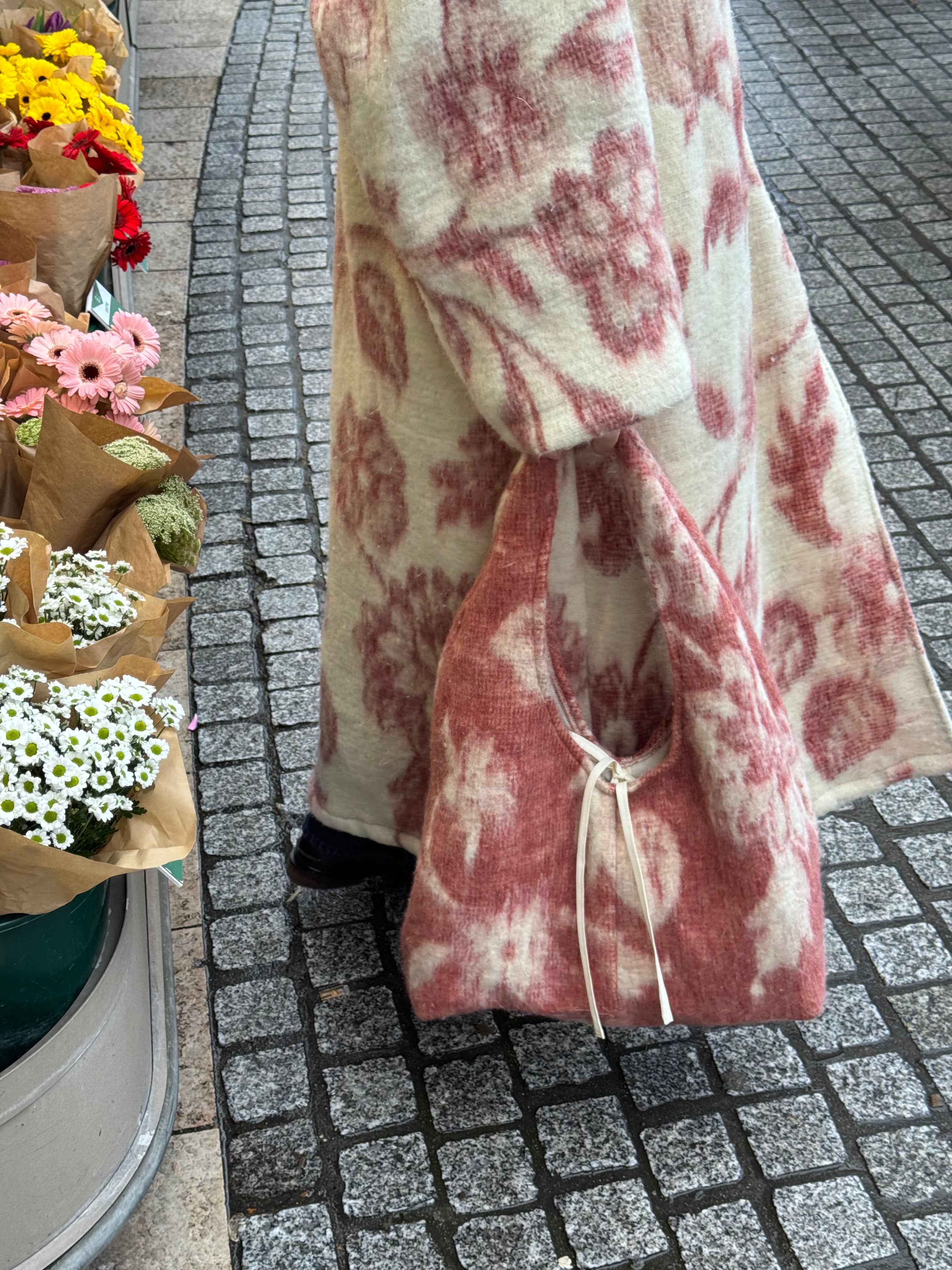 Sac upcyclé laine à motifs vintage - grand